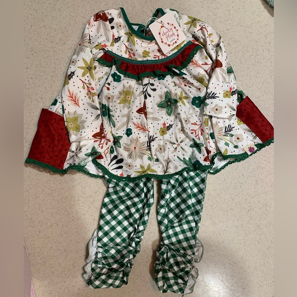 Cheeky Plum 6-12 mo Christmas pant set